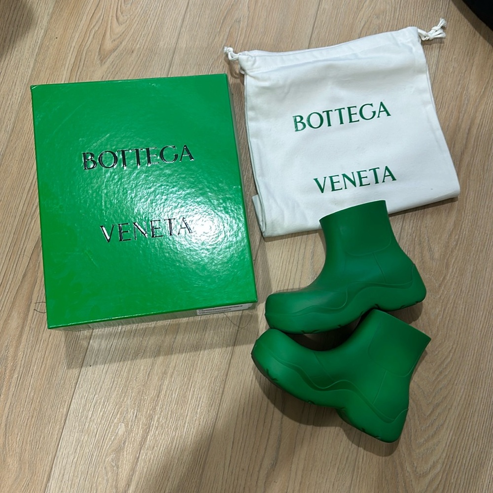 Bottega Veneta puddle boots